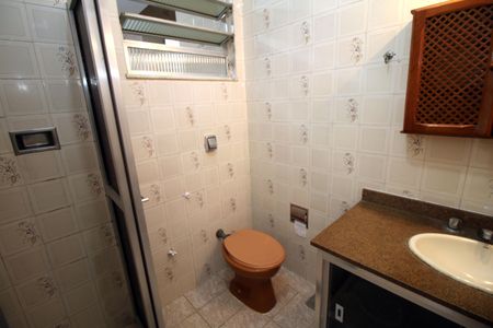 Apartamento à venda com 60m², 2 quartos e sem vagaBanheiro