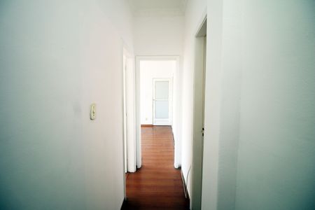 Sala - corredor de apartamento à venda com 2 quartos, 60m² em Olaria, Rio de Janeiro