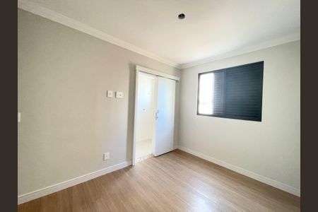 Apartamento à venda com 42m², 1 quarto e 1 vagaQuarto suíte