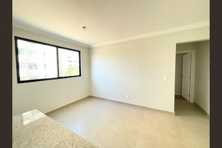 Sala de apartamento à venda com 1 quarto, 42m² em Sagrada Família, Belo Horizonte