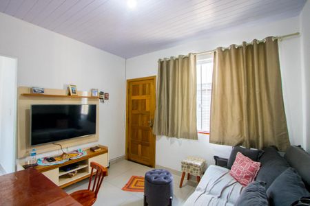 Casa à venda com 57m², 2 quartos e sem vagaSala