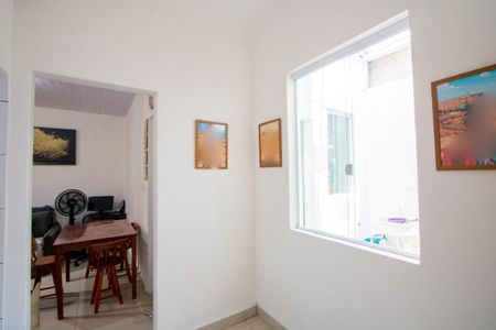 Casa à venda com 57m², 2 quartos e sem vagaCorredor