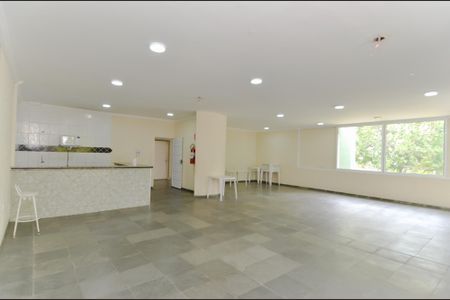 Apartamento para alugar com 62m², 2 quartos e 1 vaga Apartamento para alugar com 62m², 2 quartos e 1 vagaÁrea comum - Salão de festas