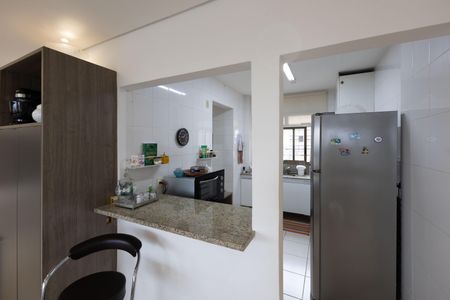 Apartamento para alugar com 111m², 3 quartos e 3 vagas Apartamento para alugar com 111m², 3 quartos e 3 vagasCozinha