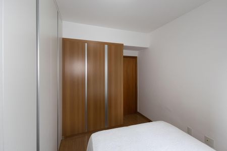 Apartamento para alugar com 111m², 3 quartos e 3 vagas Apartamento para alugar com 111m², 3 quartos e 3 vagasQuarto 02