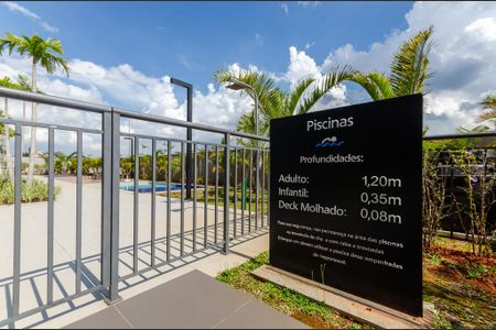 Casa à venda com 71m², 2 quartos e 1 vagaÁrea comum - Piscina