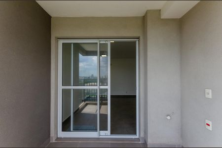 Casa à venda com 71m², 2 quartos e 1 vagaSala - Sacada