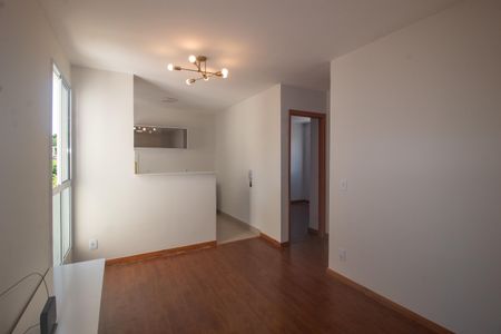 Sala de apartamento para alugar com 2 quartos, 45m² em Cavalhada, Porto Alegre