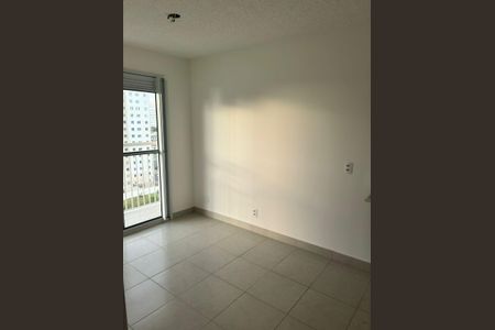 Apartamento para alugar com 2 quartos, 38m² em Vila Carmosina, São Paulo
