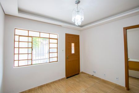 Sala de casa para alugar com 3 quartos, 168m² em Vila Eldizia, Santo André
