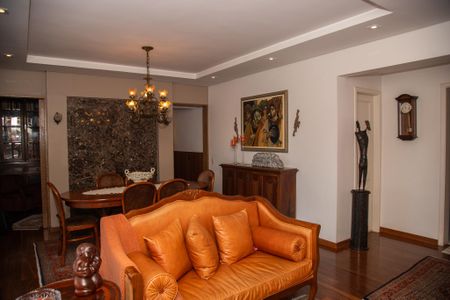 Apartamento à venda com 284m², 3 quartos e 4 vagasSala 1