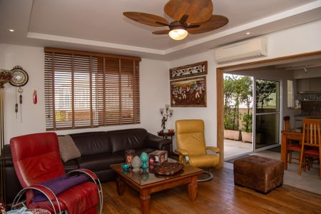 Apartamento à venda com 284m², 3 quartos e 4 vagasSala 2