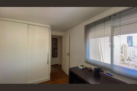 Apartamento à venda com 284m², 3 quartos e 4 vagasQuarto Suíte