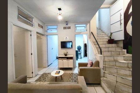 Sala de casa para alugar com 7 quartos, 150m² em Liberdade, São Paulo