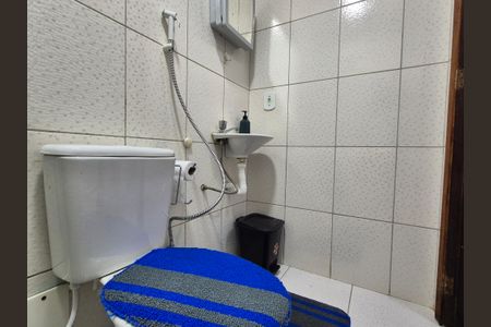 Banheiro  de kitnet/studio para alugar com 1 quarto, 39m² em Recreio dos Bandeirantes, Rio de Janeiro