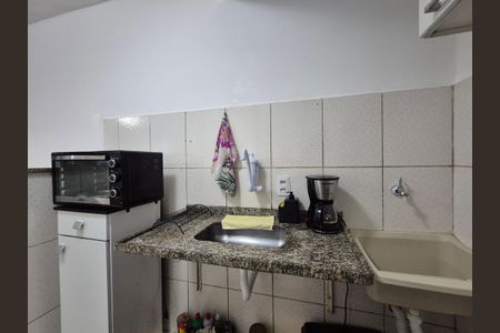 Cozinha e Área de Serviço  de kitnet/studio para alugar com 1 quarto, 39m² em Recreio dos Bandeirantes, Rio de Janeiro