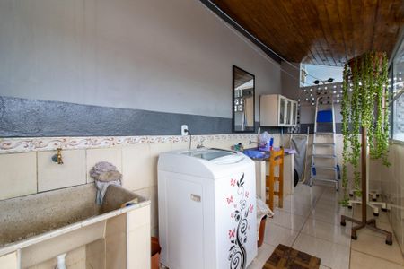 Casa à venda com 300m², 3 quartos e 2 vagasÁrea externa