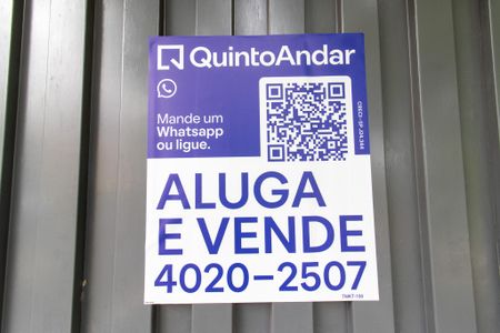 Casa à venda com 300m², 3 quartos e 2 vagasplaca