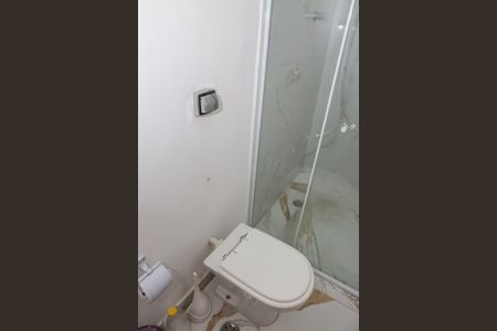 Casa para alugar com 200m², 3 quartos e 1 vaga Casa para alugar com 200m², 3 quartos e 1 vagaBanheiro da Suíte