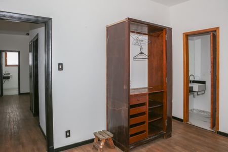 Casa para alugar com 200m², 3 quartos e 1 vaga Casa para alugar com 200m², 3 quartos e 1 vagaSuíte