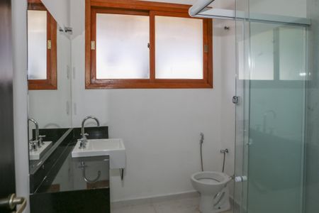 Casa para alugar com 200m², 3 quartos e 1 vaga Casa para alugar com 200m², 3 quartos e 1 vagaBanheiro