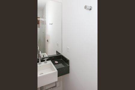 Casa para alugar com 200m², 3 quartos e 1 vaga Casa para alugar com 200m², 3 quartos e 1 vagaBanheiro da Suíte