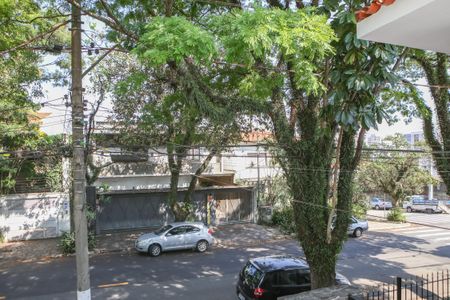Casa para alugar com 200m², 3 quartos e 1 vaga Casa para alugar com 200m², 3 quartos e 1 vagaVista da Sacada da Edícula