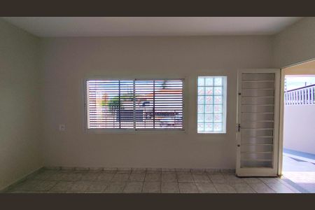 Casa para alugar com 3 quartos, 110m² em Jardim dos Calegaris, Paulínia