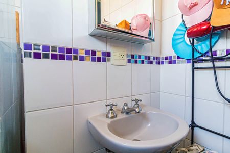 Apartamento para alugar com 60m², 2 quartos e 1 vagaSuite - Banheiro