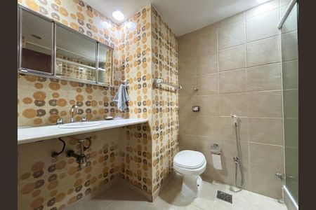 Apartamento para alugar com 71m², 2 quartos e 2 vagasBanheiro Suíte