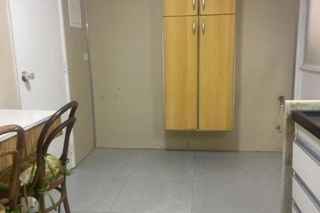 Apartamento à venda com 2 quartos, 71m² em Copacabana, Rio de Janeiro