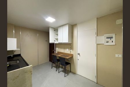 Apartamento para alugar com 71m², 2 quartos e 2 vagasCozinha