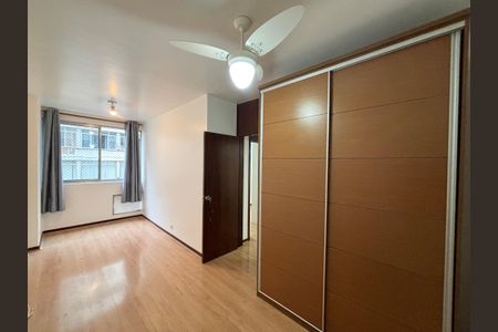 Apartamento para alugar com 71m², 2 quartos e 2 vagasSuíte