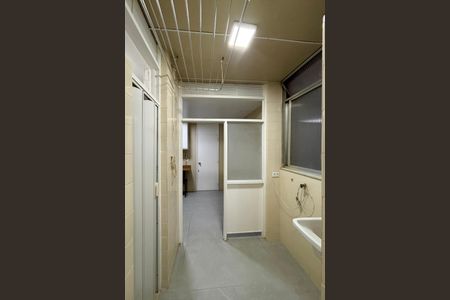 Apartamento para alugar com 71m², 2 quartos e 2 vagasÁrea de serviço