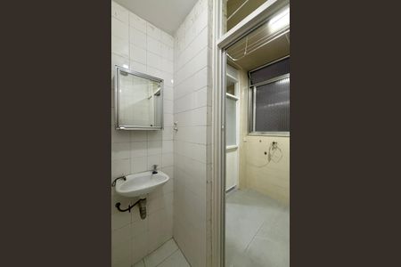Apartamento para alugar com 71m², 2 quartos e 2 vagasBanheiro Social