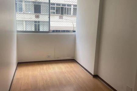 Apartamento à venda com 2 quartos, 71m² em Copacabana, Rio de Janeiro