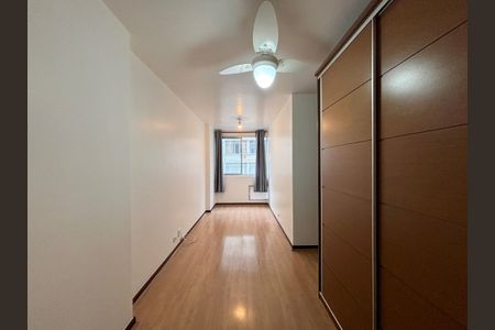 Apartamento para alugar com 71m², 2 quartos e 2 vagasSuíte