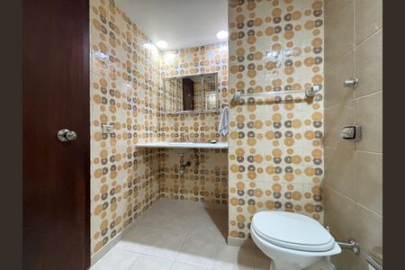 Apartamento para alugar com 71m², 2 quartos e 2 vagasBanheiro Suíte