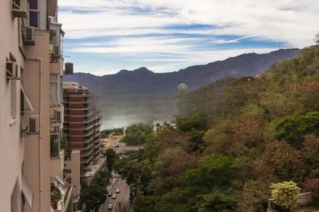 Apartamento à venda com 120m², 3 quartos e 1 vaga