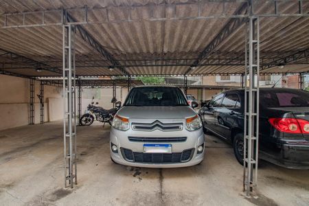 Garagem de apartamento à venda com 1 quarto, 43m² em Jardim Floresta, Porto Alegre