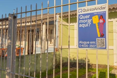 Casa à venda com 42m², 2 quartos e 1 vagaPlaca