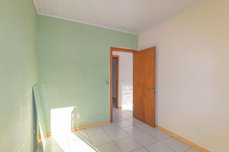 Quarto 1 de casa para alugar com 2 quartos, 42m² em Guajuviras, Canoas