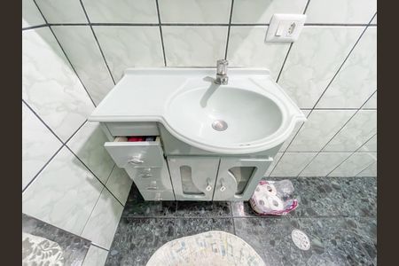 Casa à venda com 94m², 2 quartos e 2 vagas Casa à venda com 94m², 2 quartos e 2 vagasBanheiro