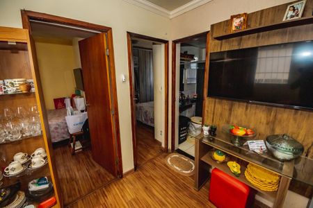 Apartamento à venda com 2 quartos, 51m² em São João Batista, Belo Horizonte
