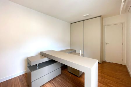 Apartamento para alugar com 80m², 3 quartos e 2 vagas Apartamento para alugar com 80m², 3 quartos e 2 vagasSuite 1