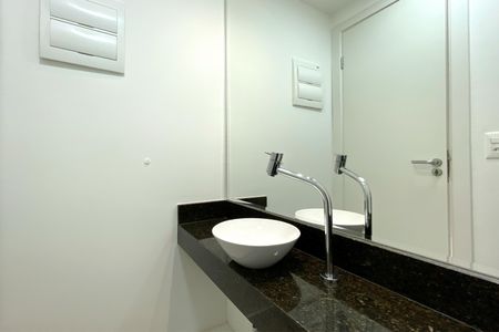 Apartamento para alugar com 80m², 3 quartos e 2 vagas Apartamento para alugar com 80m², 3 quartos e 2 vagasLavabo da Sala