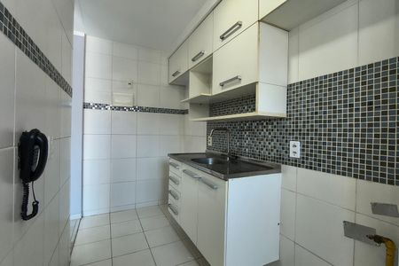 Apartamento à venda com 55m², 2 quartos e 1 vagaCozinha - Armários