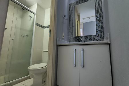 Apartamento à venda com 55m², 2 quartos e 1 vagaBanheiro Social