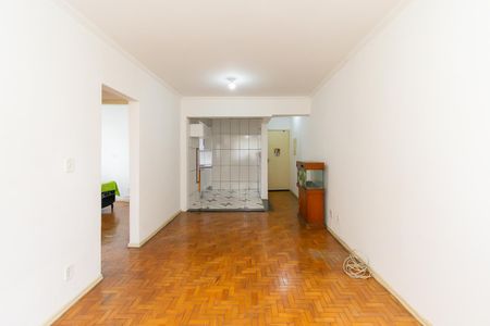 Apartamento à venda com 70m², 2 quartos e 1 vaga Apartamento à venda com 70m², 2 quartos e 1 vagaSala