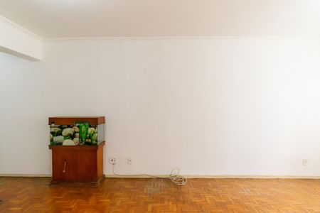 Apartamento à venda com 70m², 2 quartos e 1 vaga Apartamento à venda com 70m², 2 quartos e 1 vagaSala